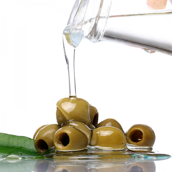 На фото изображено Масло оливковое Extra Virgin с перцем чили, 0,25л